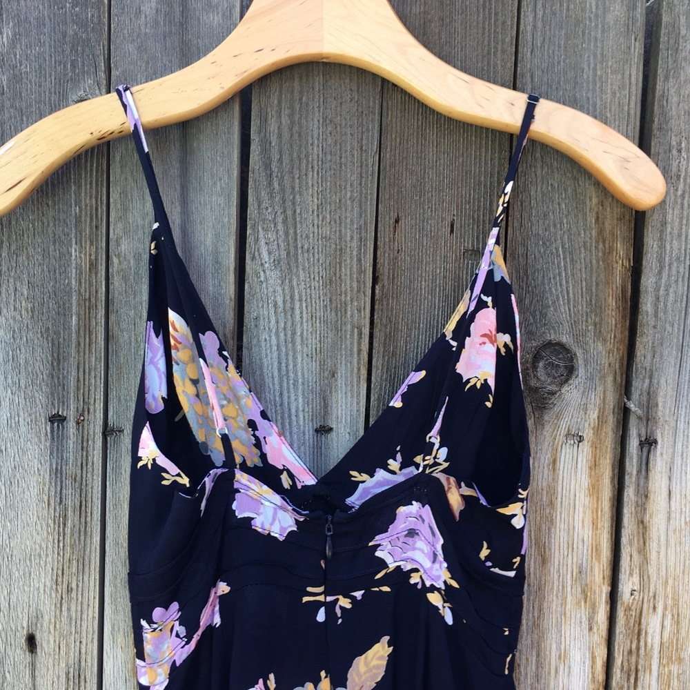 NWT Roe + May Ava Maxi Dress Half Moon Floral Rayon Navy Blue Pink XS - Picture 9 of 10